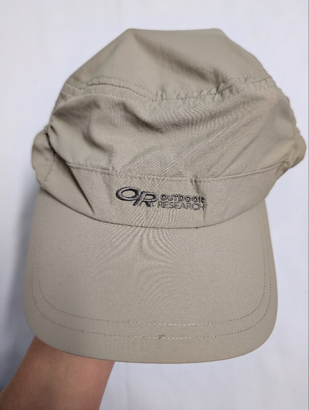 Outdoor Research Lightweight Beige Cap With Mosquito Netting Built-in One Size